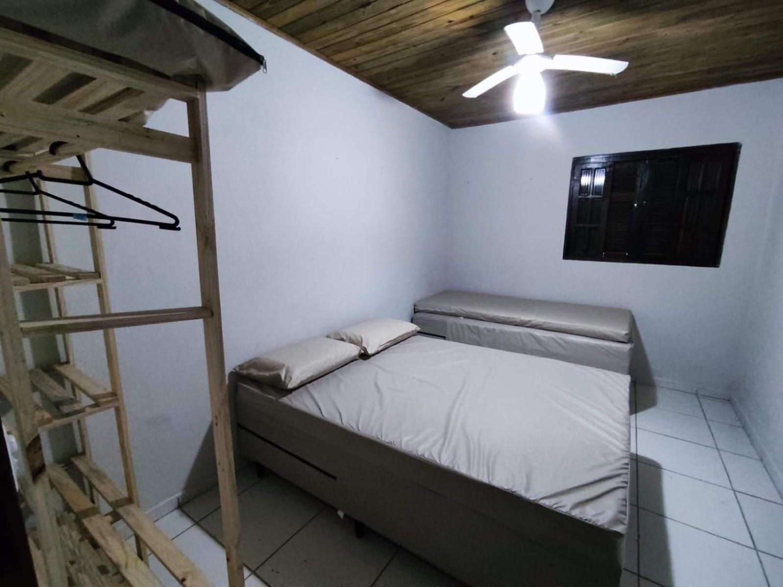 Casa 35 Grande Com Piscina E 3 Casa de férias Ubatuba